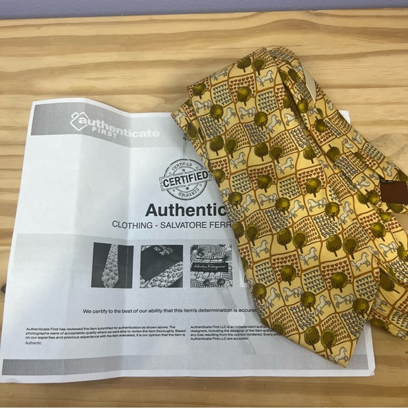 *2/$60* Salvatore Ferragamo Yellow Horse and Farm Silk Tie - Picture 12 of 12